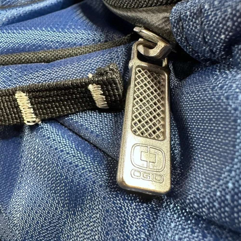 OGIO Audio Pocket Built-in‎ Blue Back Pack 20x16x8 Laptop Backpack School Hike